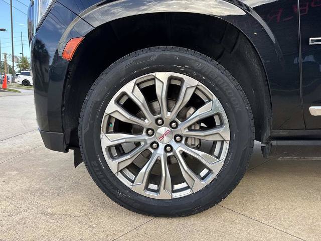 Used 2023 GMC Yukon XL Denali RWD image 6