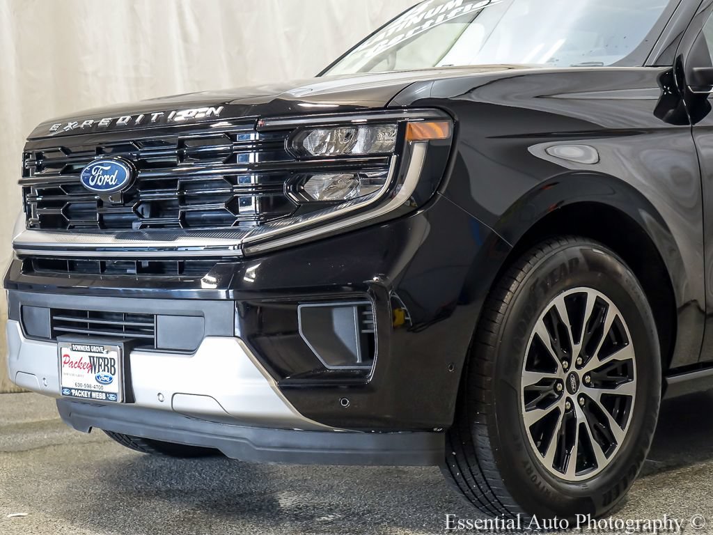 Certified 2025 Ford Expedition Max Platinum AWD/4WD image 3