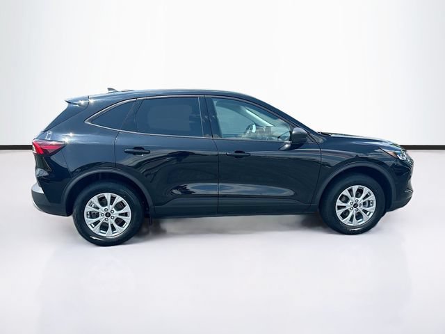 Certified 2025 Ford Escape Active AWD/4WD image 10