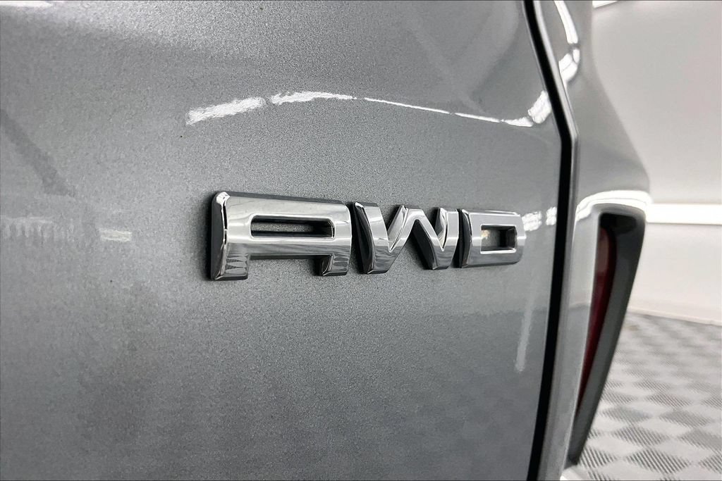 Certified 2024 Ford Escape ST-Line w/ Tech Pack #1 AWD/4WD image 8