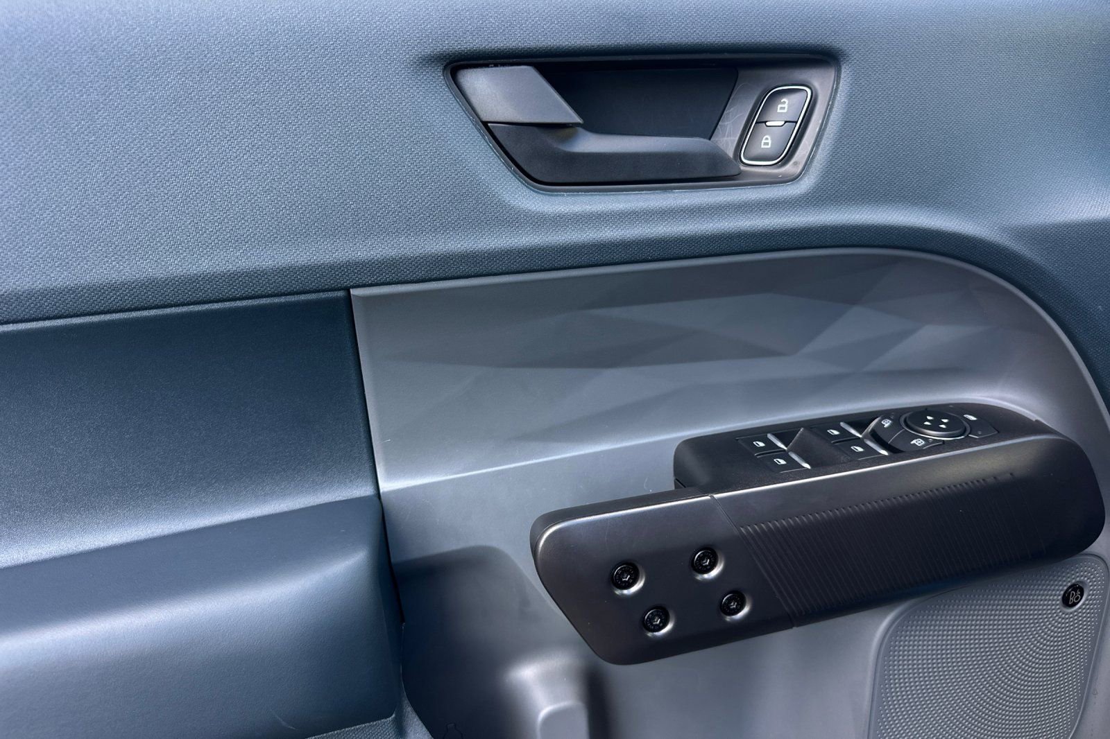 Certified 2025 Ford Maverick Lariat w/ Black Appearance Package image 10