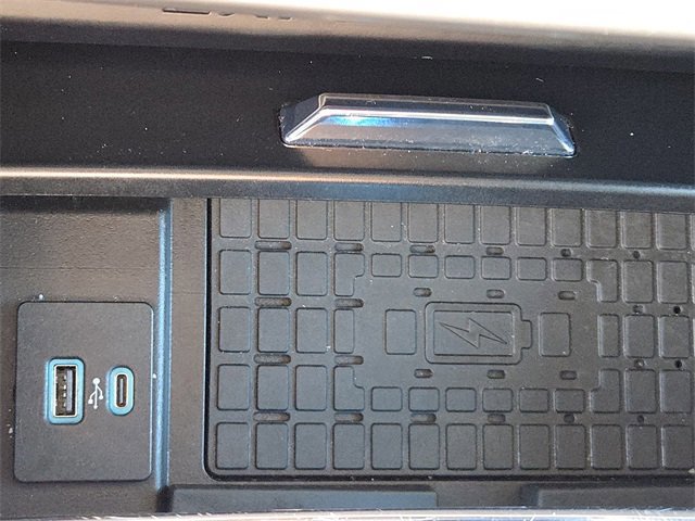 Certified 2024 Ford Expedition Max XLT image 21