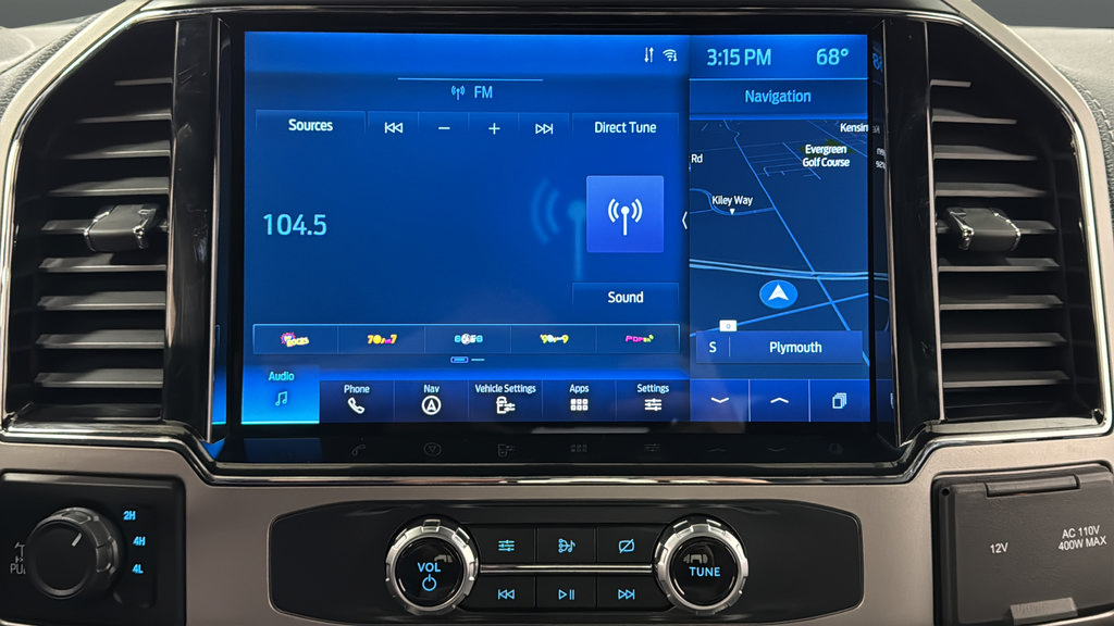 Certified 2022 Ford F350 Lariat w/ Tremor Off-Road Package AWD/4WD image 32