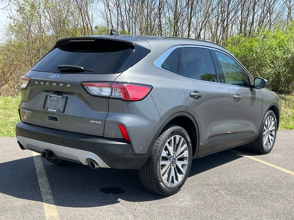 Certified 2021 Ford Escape Titanium w/ Class II Trailer Tow Package image 30