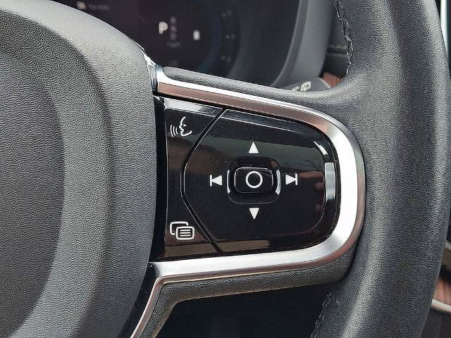 Used 2023 Volvo XC60 B6 Ultimate w/ Protection Package Premier AWD/4WD image 21