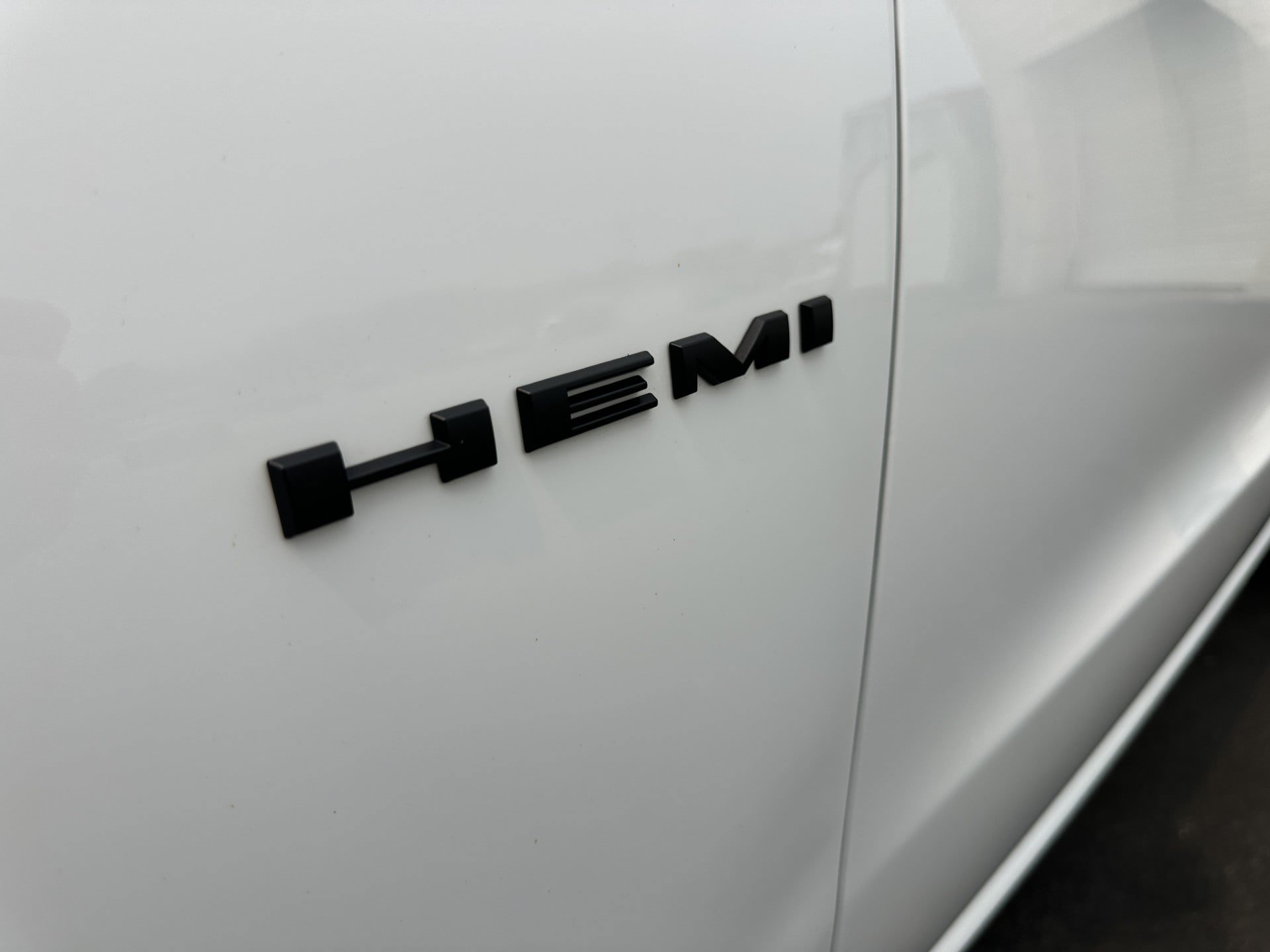 Used 2021 Dodge Durango R/T w/ Blacktop Package AWD/4WD image 9