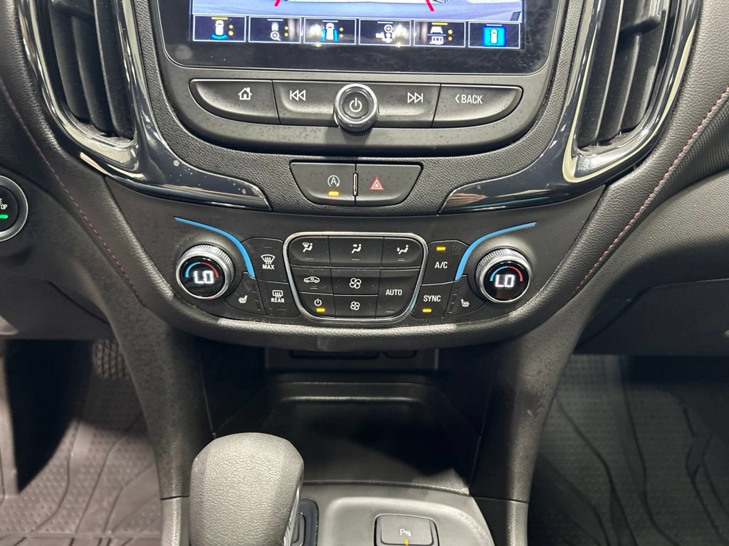 Used 2024 Chevrolet Equinox RS w/ RS Leather Package AWD/4WD image 23