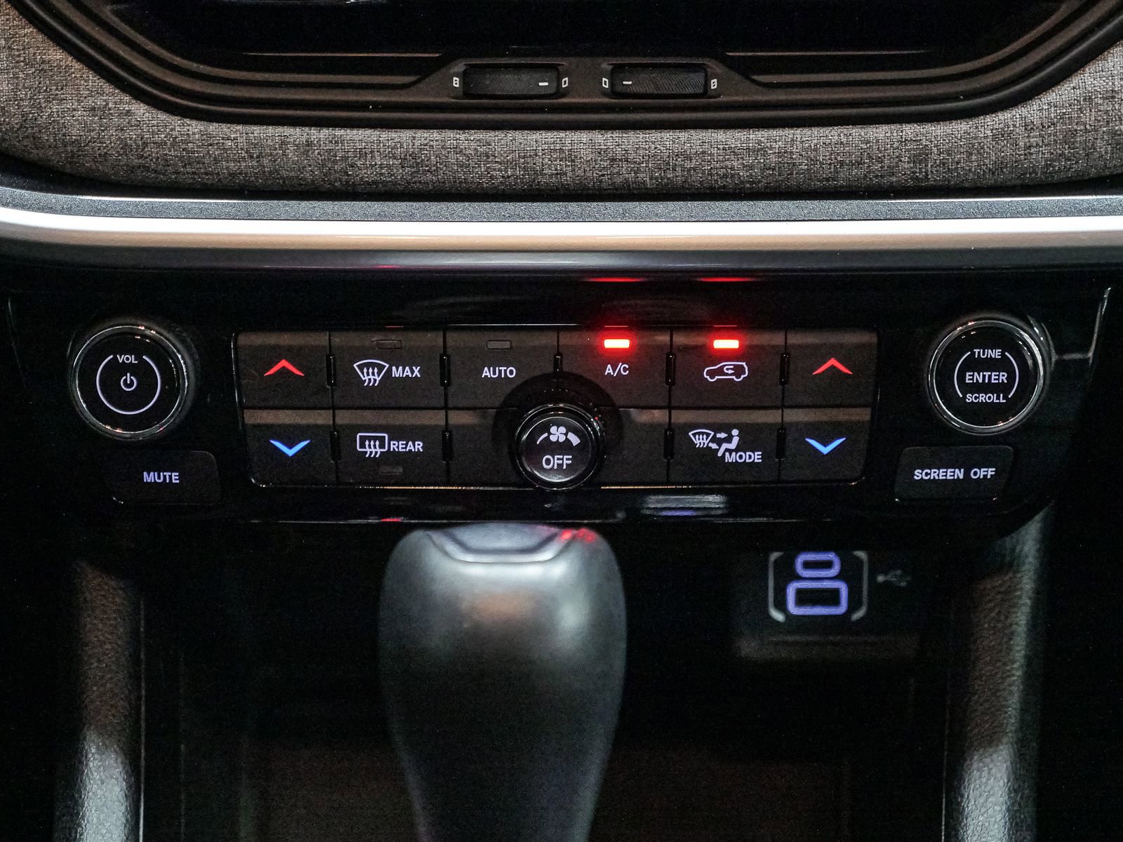 Used 2022 Jeep Compass Latitude image 29