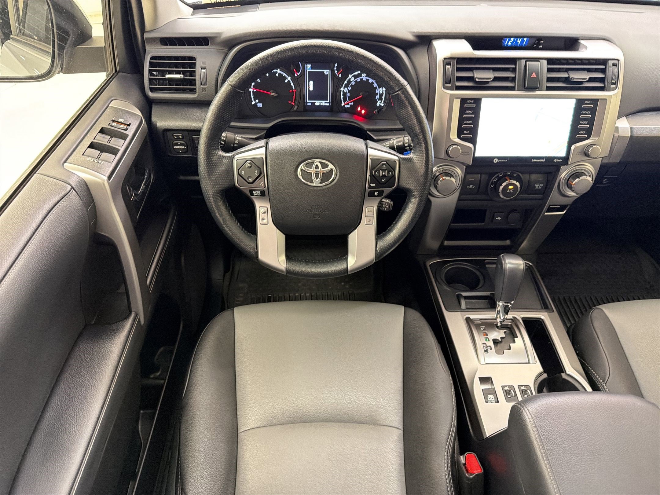 Used 2023 Toyota 4Runner SR5 Premium w/ Moonroof Package RWD image 27