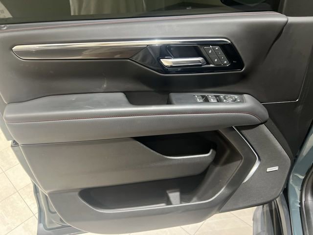 Used 2025 Chevrolet Tahoe RST w/ RST Capability Package image 21