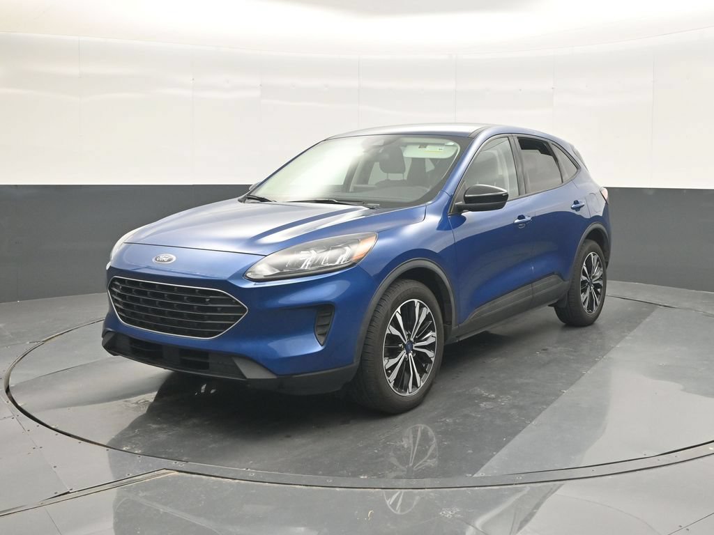 Certified 2022 Ford Escape SE w/ SE Sport Appearance Package