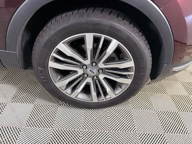 Certified 2018 Ford Explorer Platinum AWD/4WD image 17