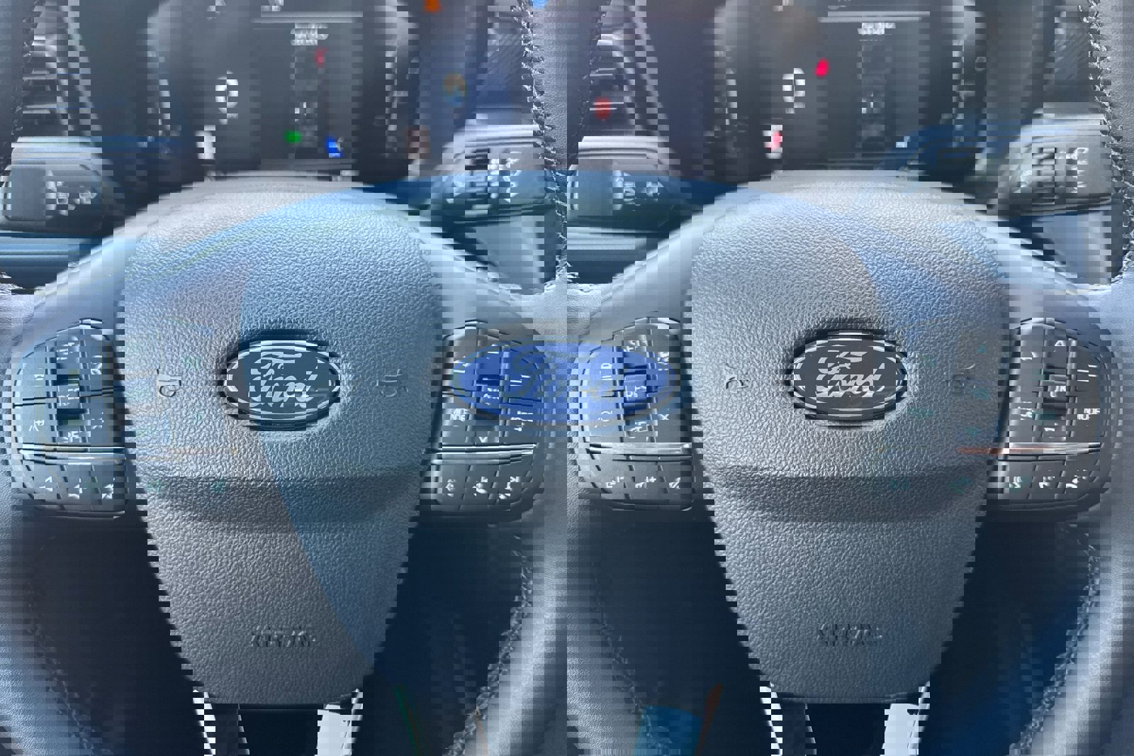 Certified 2025 Ford Maverick Lariat w/ Black Appearance Package image 24