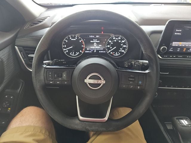 Used 2023 Nissan Rogue SV AWD/4WD image 32