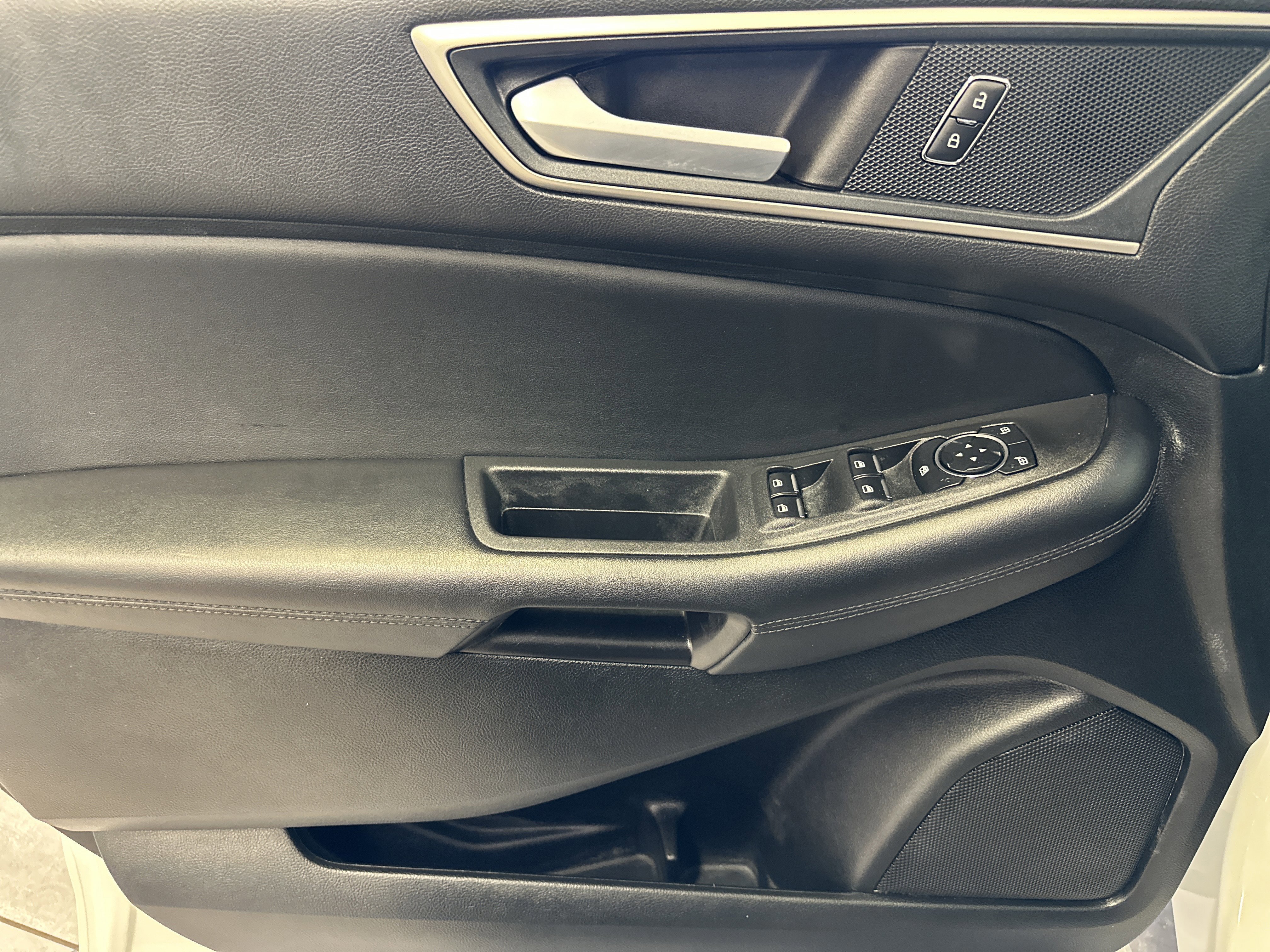 Certified 2023 Ford Edge SEL w/ Convenience Package image 21