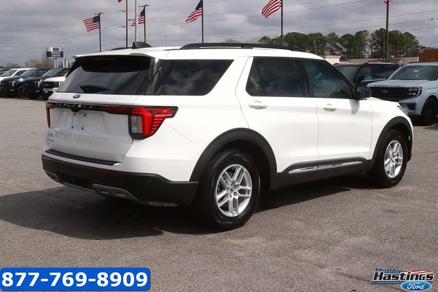 Certified 2025 Ford Explorer Active w/ Active Comfort Package image 5