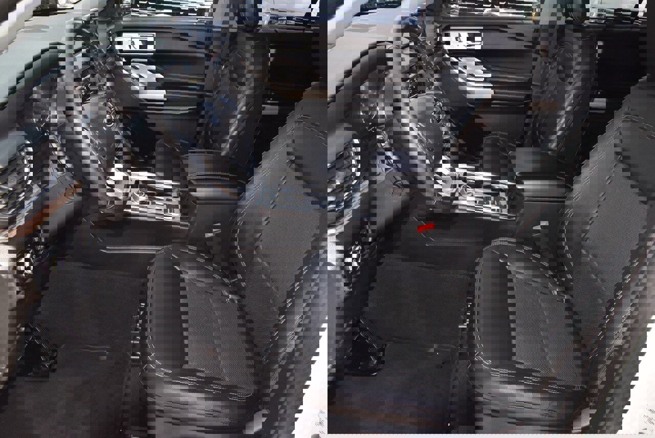 Certified 2022 Ford Explorer Limited w/ Limited Technology Package image 13