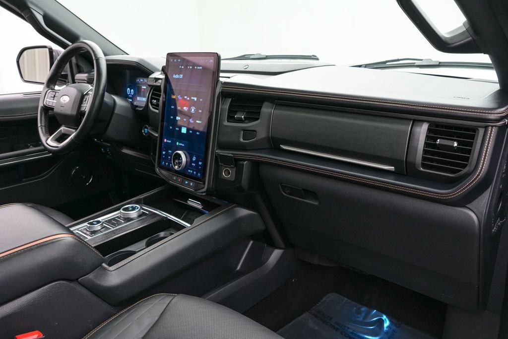 Certified 2023 Ford Expedition Max Platinum image 28