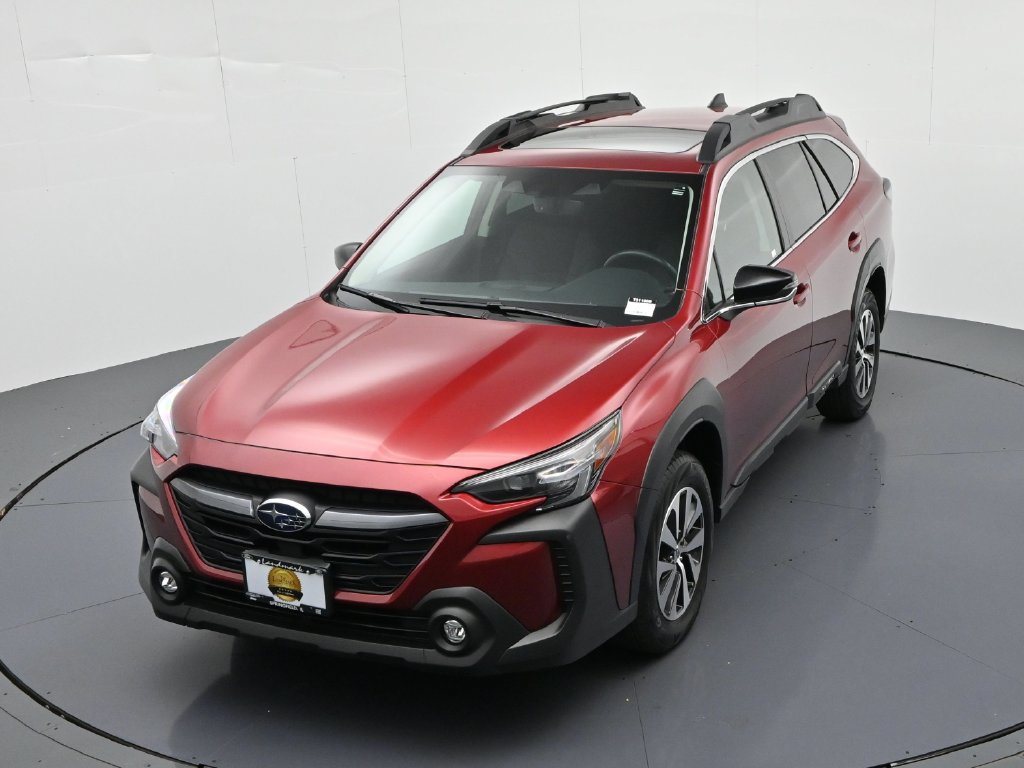 Used 2025 Subaru Outback Premium AWD/4WD image 16