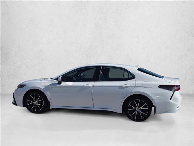 Used 2024 Toyota Camry SE AWD/4WD image 9