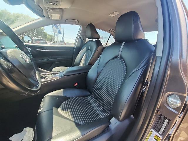 Used 2022 Toyota Camry SE w/ Convenience Package FWD image 7