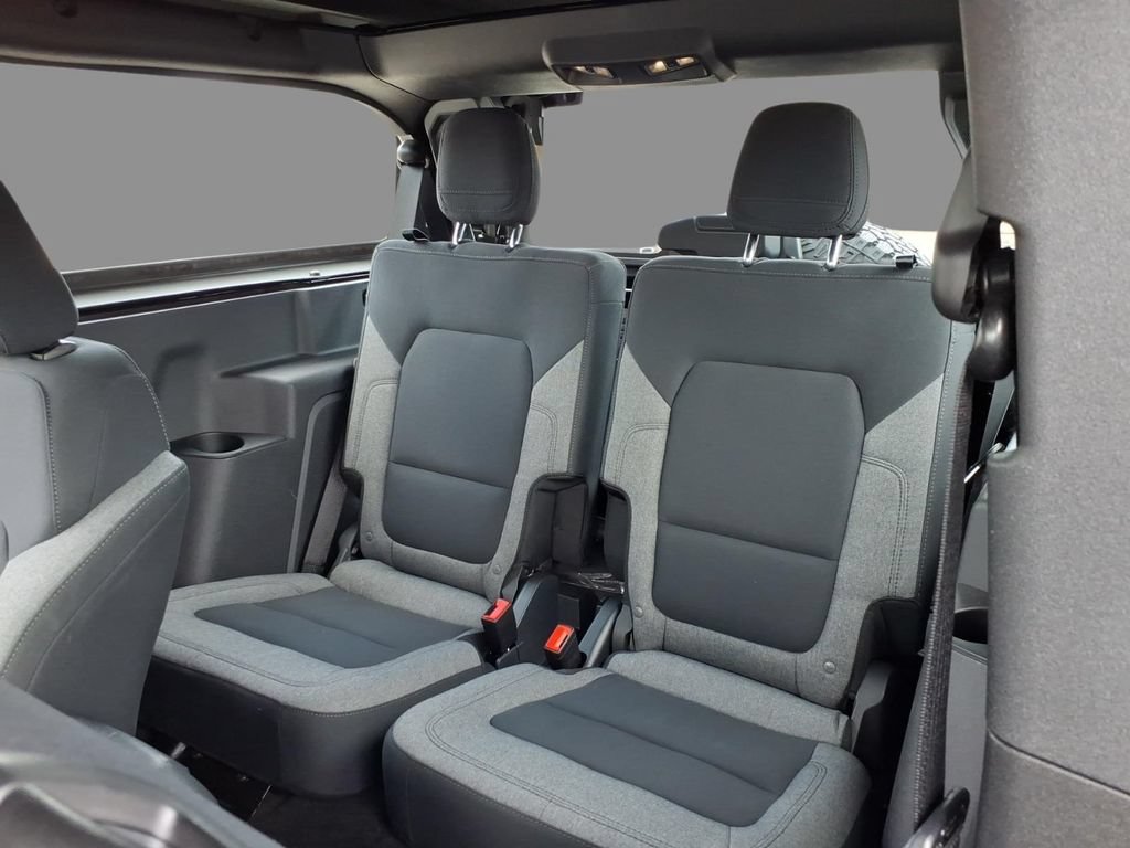 Certified 2025 Ford Bronco 2-Door w/ Sasquatch Package AWD/4WD image 5