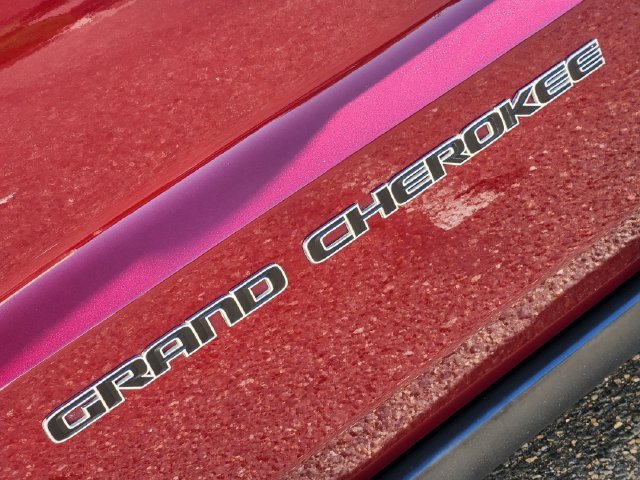 Used 2019 Jeep Grand Cherokee Limited w/ Trailer Tow Group IV AWD/4WD image 18