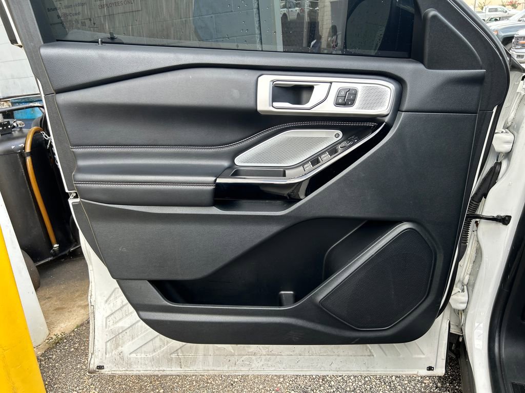 Certified 2022 Ford Explorer ST w/ Equipment Group 401A AWD/4WD image 9