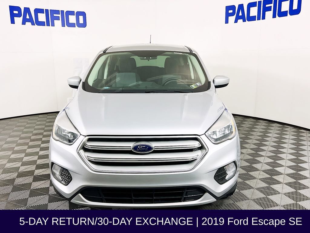 Certified 2019 Ford Escape SE image 3