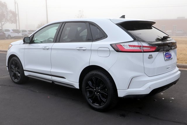 Certified 2022 Ford Edge SE w/ Black Appearance Package image 14