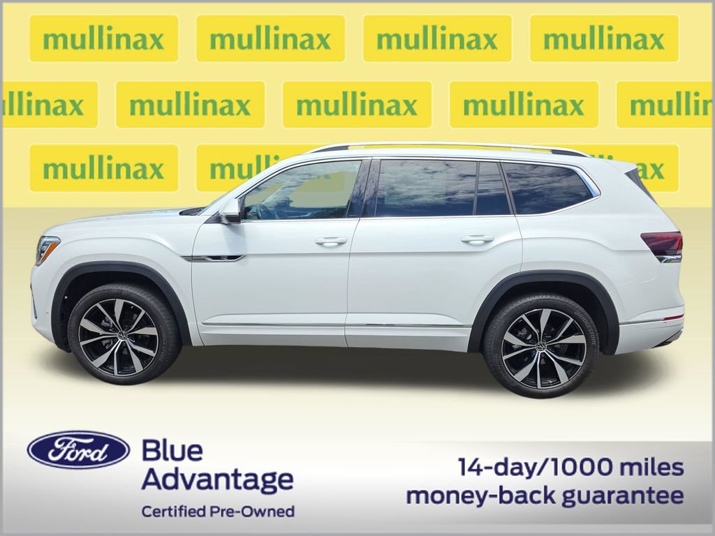 Used 2025 Volkswagen Atlas SEL Premium R-Line AWD/4WD image 12