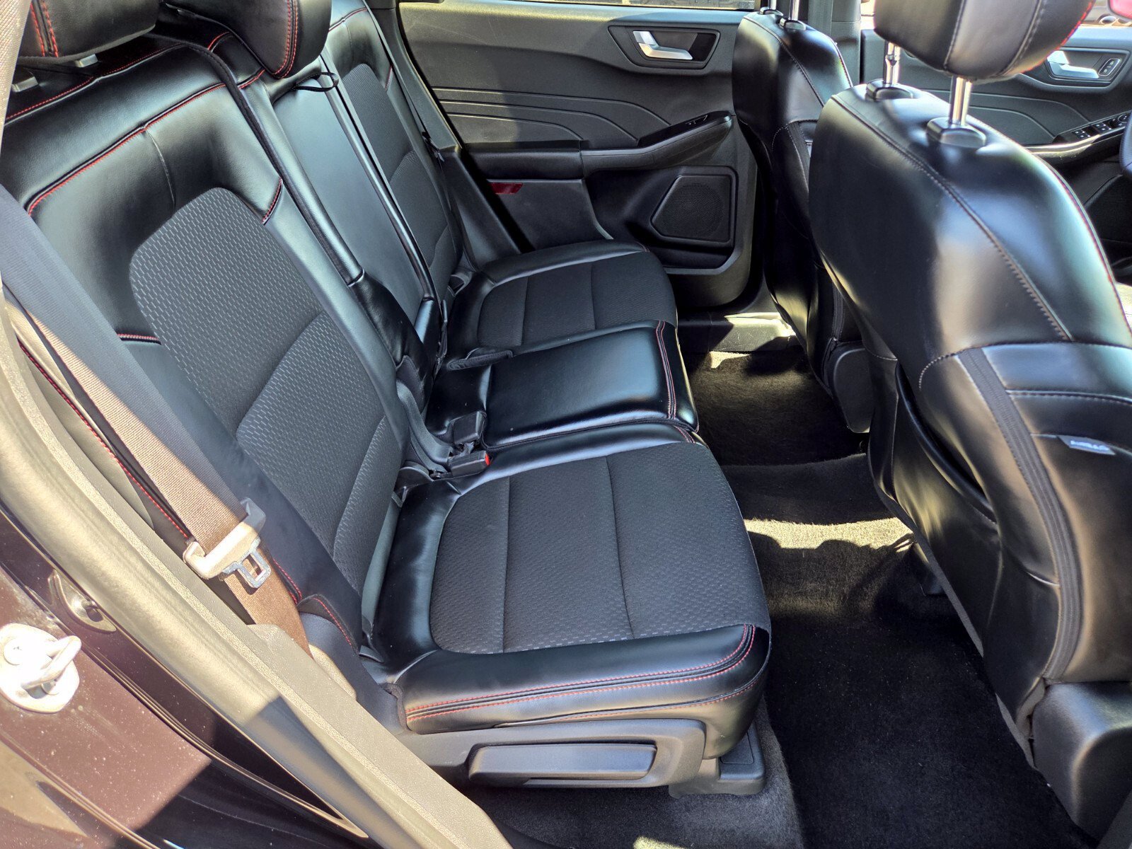 Certified 2025 Ford Escape ST-Line FWD image 14