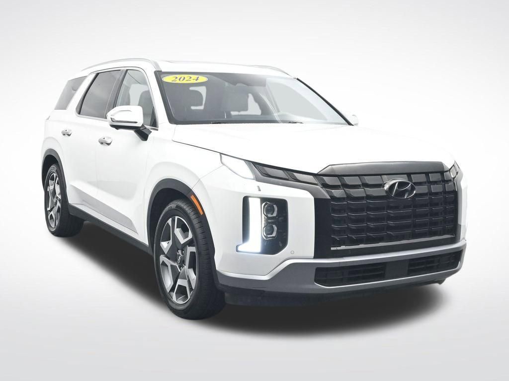 Used 2024 Hyundai Palisade Limited FWD image 3