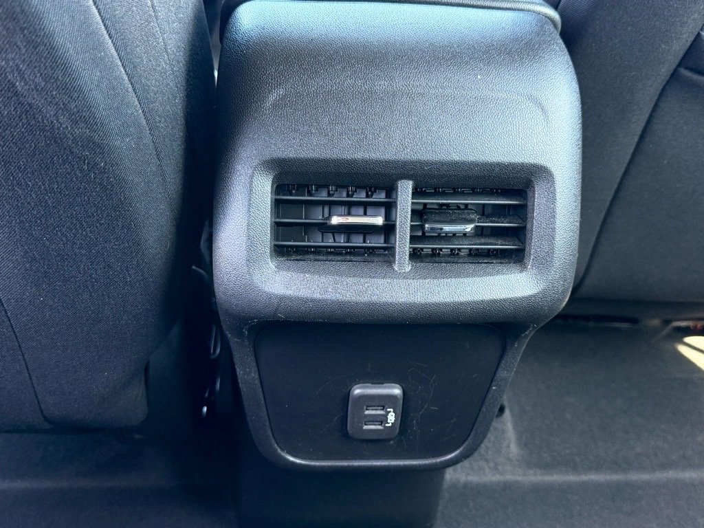 Used 2022 Chevrolet Equinox LS image 13