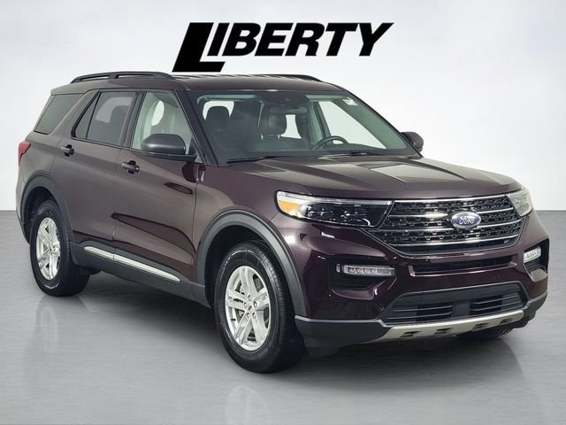 Certified 2023 Ford Explorer XLT w/ Equipment Group 202A AWD/4WD image 7
