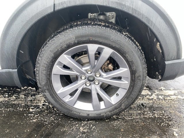 Certified 2023 Ford Explorer XLT w/ Equipment Group 202A image 9