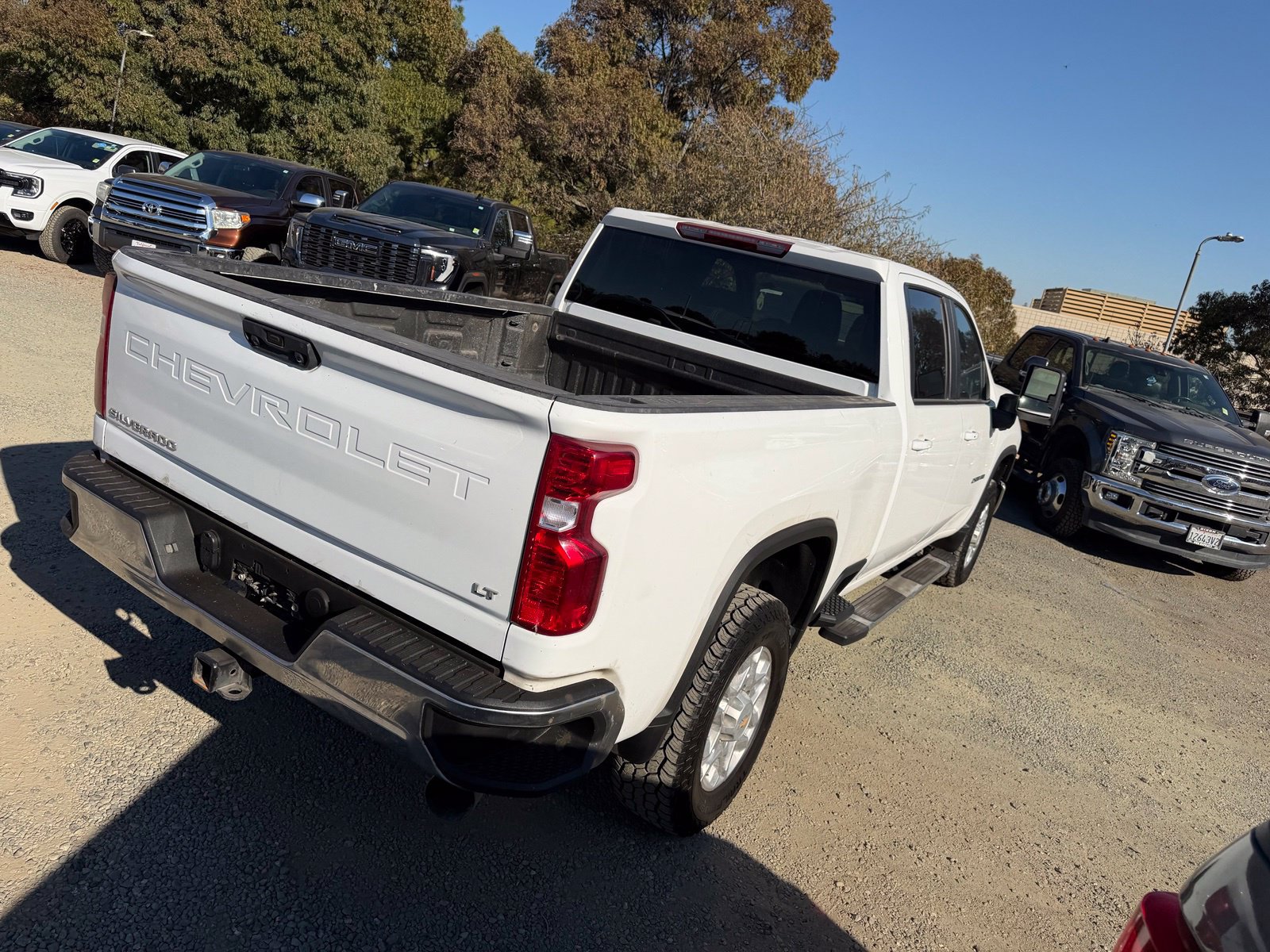 Used 2025 Chevrolet Silverado 2500 LT AWD/4WD image 5