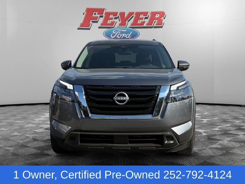 Used 2025 Nissan Pathfinder SV AWD/4WD image 8