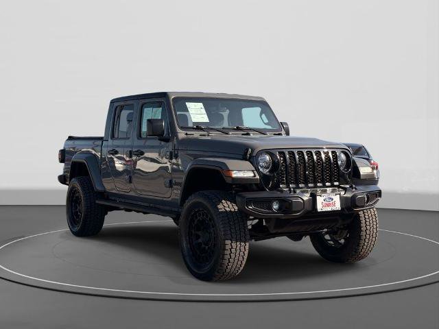 Used 2021 Jeep Gladiator Sport AWD/4WD image 4