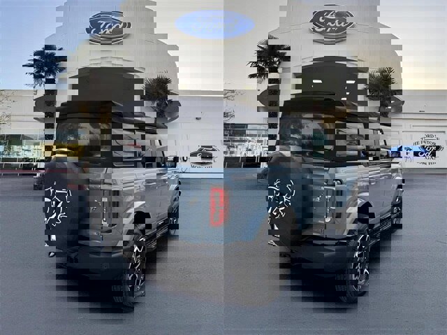 Certified 2022 Ford Bronco Outer Banks image 3