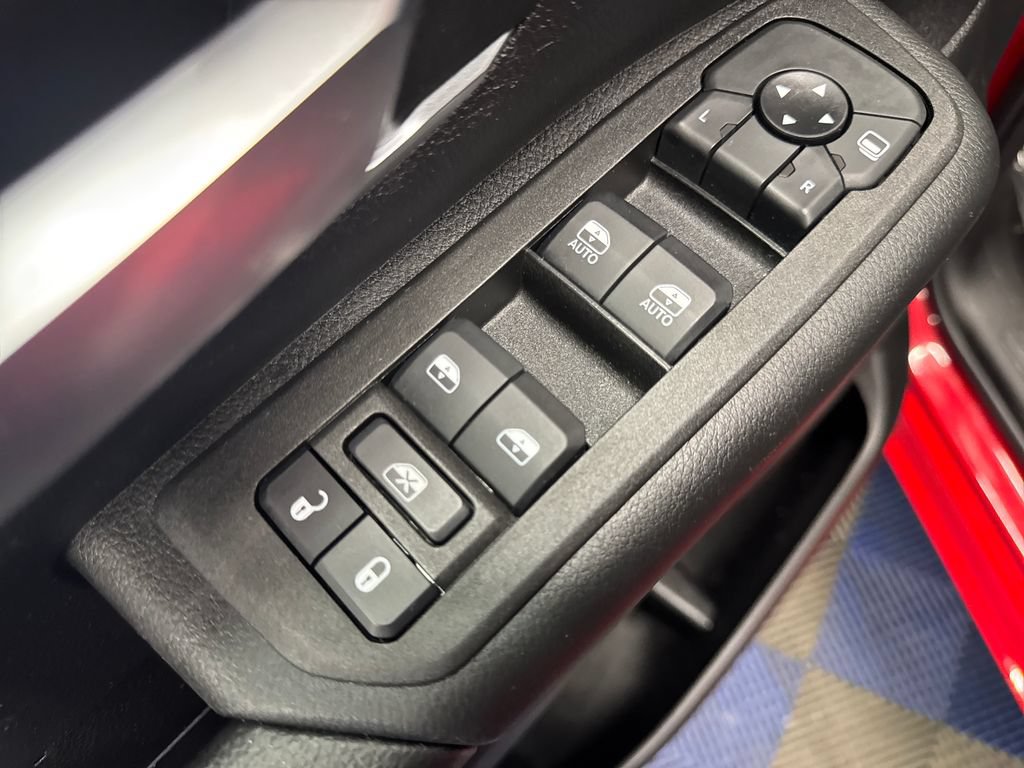 Used 2025 RAM 1500 Big Horn AWD/4WD image 15
