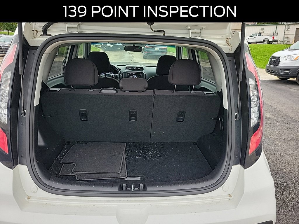 Used 2017 Kia Soul FWD image 6