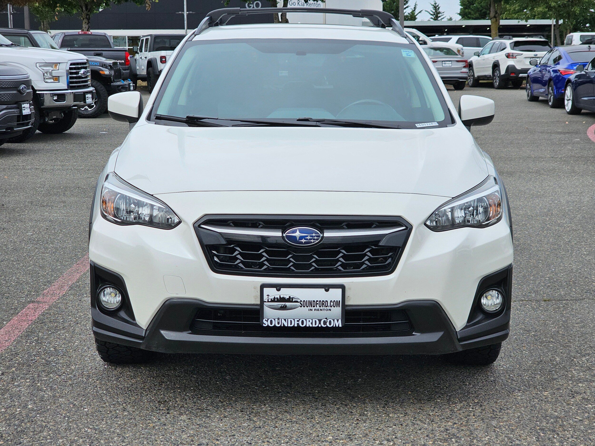 Used 2018 Subaru Crosstrek 2.0i Premium w/ Popular Package #2 AWD/4WD image 2