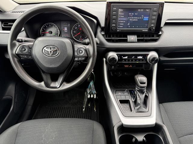 Used 2021 Toyota RAV4 LE image 28