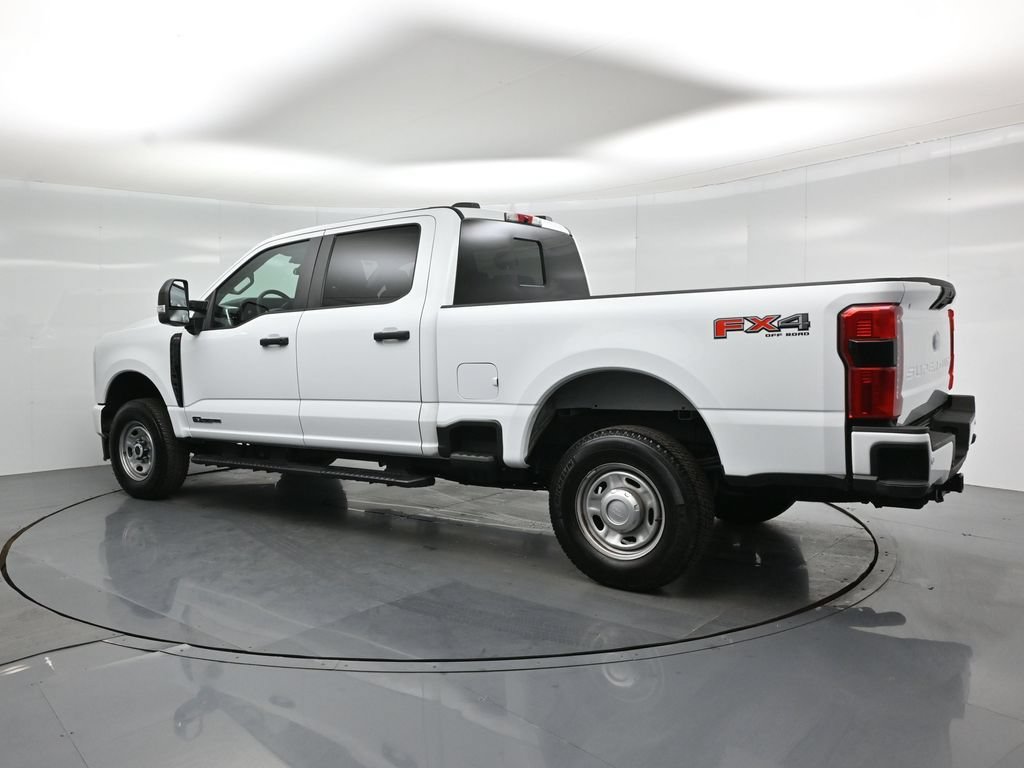Certified 2025 Ford F250 XL w/ STX Appearance Package AWD/4WD image 6