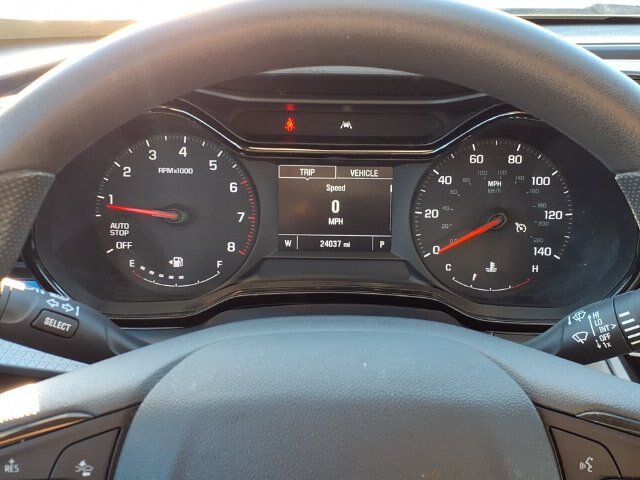 Used 2024 Chevrolet Trax LS w/ LS Convenience Package FWD image 19