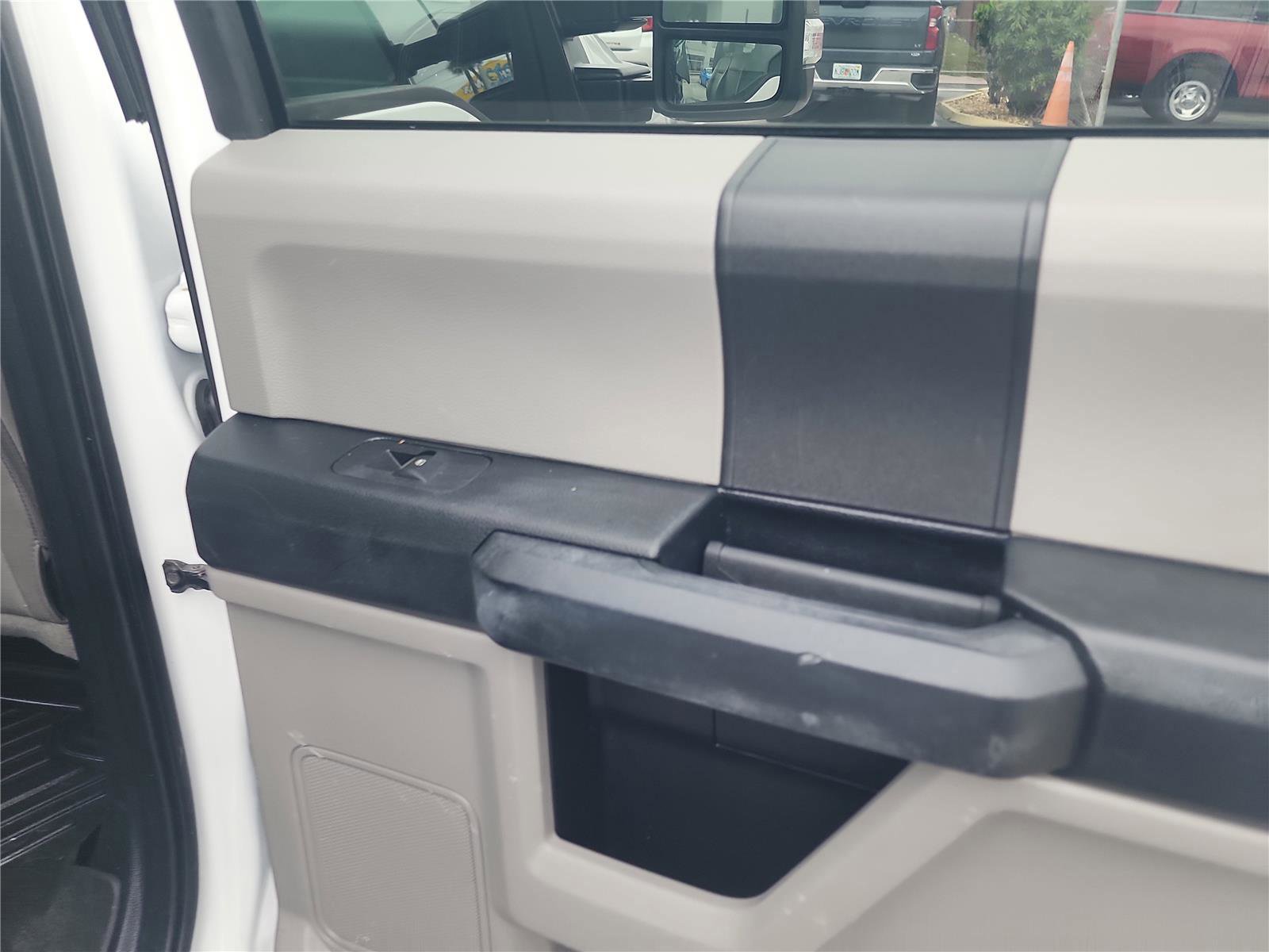 Certified 2019 Ford F250 XL w/ STX Appearance Package image 23