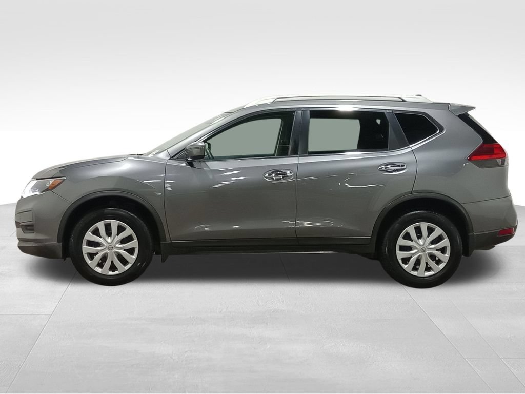 Used 2017 Nissan Rogue S w/ S Appearance Package AWD/4WD image 8