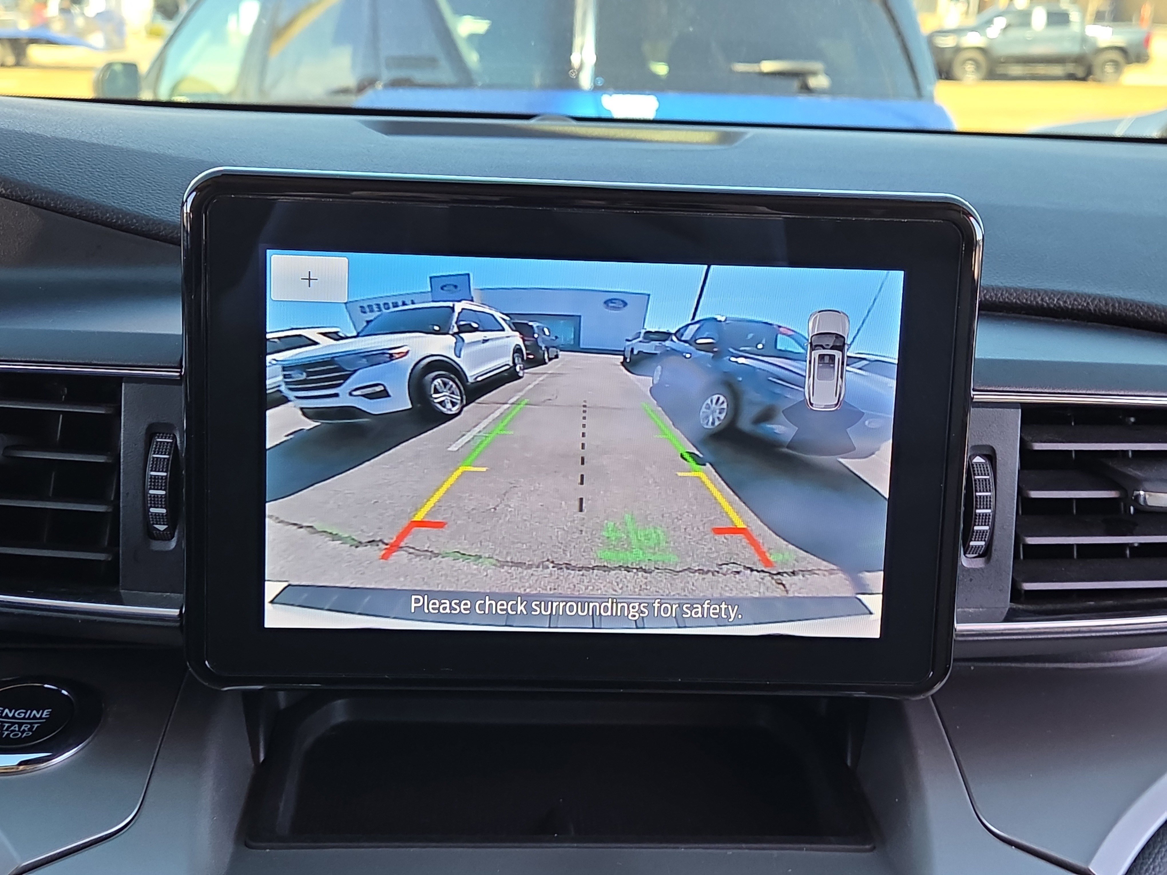 Certified 2022 Ford Explorer XLT w/ Equipment Group 202A image 25