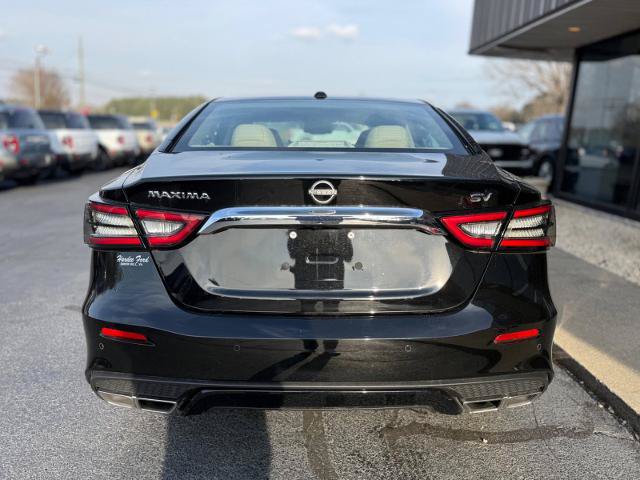 Used 2023 Nissan Maxima SV w/ Floor Mat Group FWD image 3